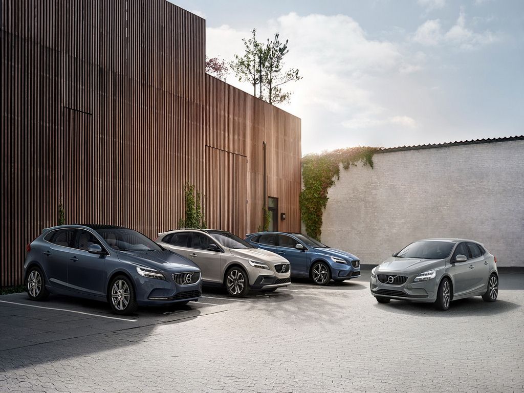 2017 Volvo V40 Range