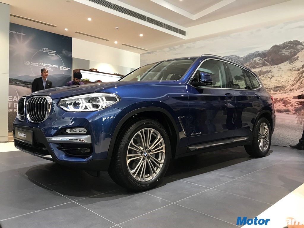2018 BMW X3 Side Profile