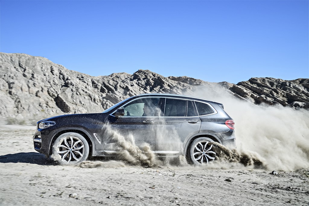 2018 BMW X3 Side