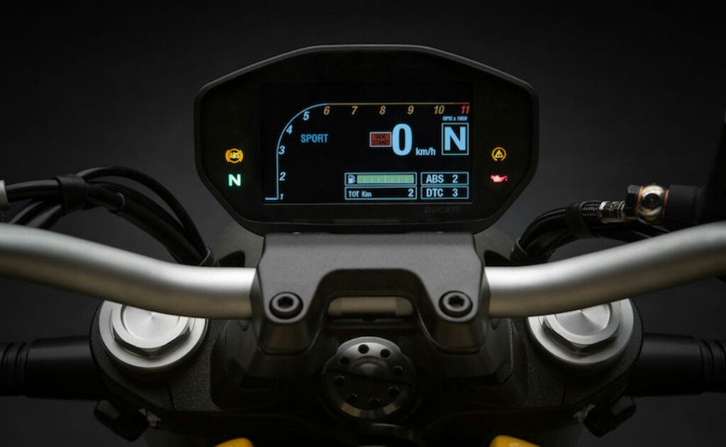 2018 Ducati Monster Cluster