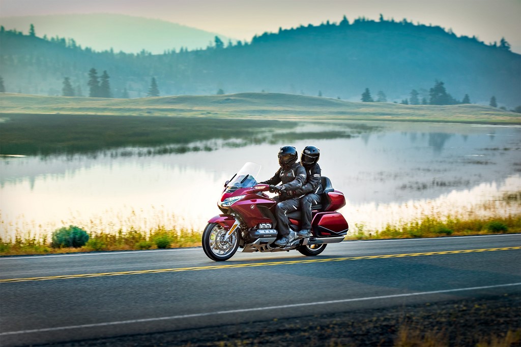 2018 Gold Wing Tour Front Three Quarter