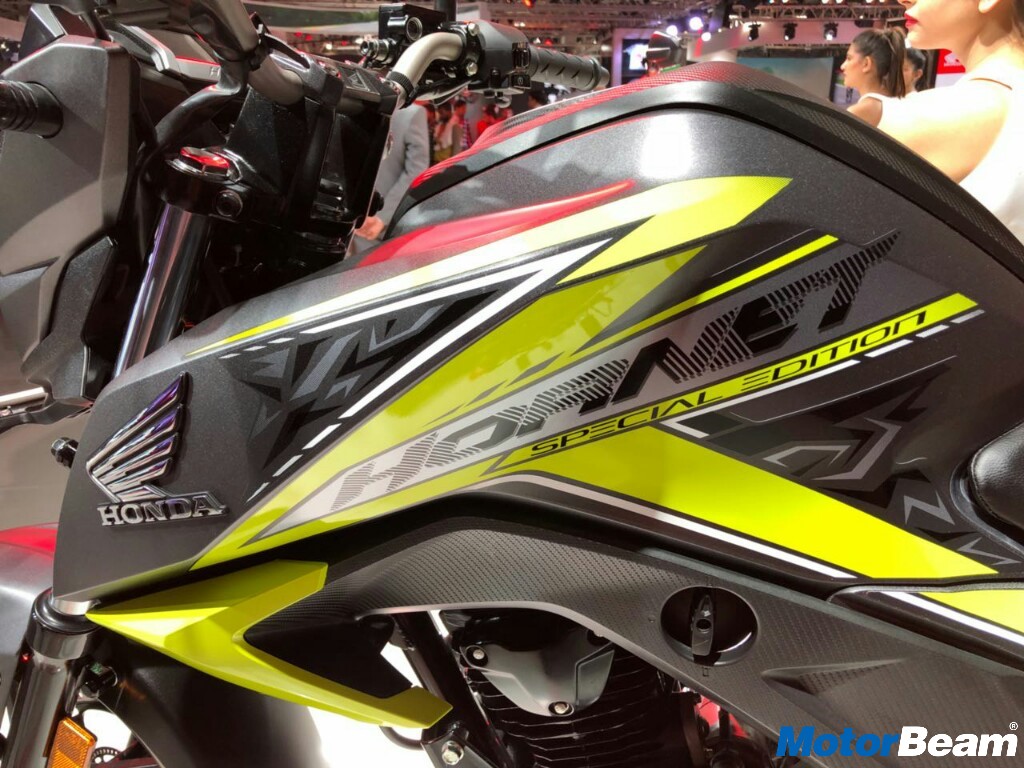 Honda Cb Hornet 160r Abs Showcased At Auto Expo Motorbeam