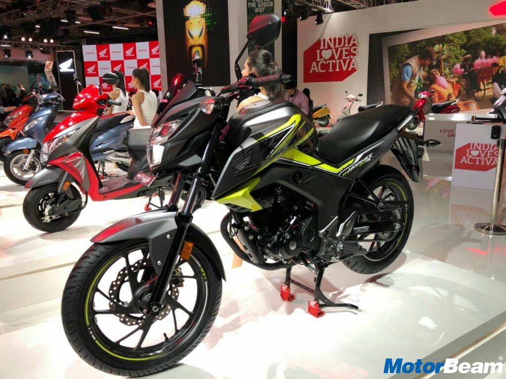 18 Honda Cb Hornet 160r Price Starts From Rs 84 675 Motorbeam