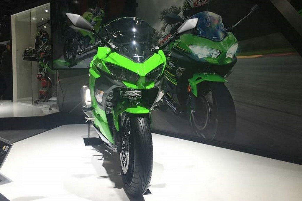 2018 Kawasaki Ninja 250 Front