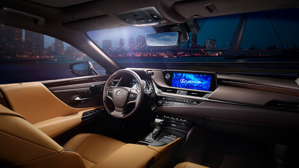 2018 Lexus ES 300h Interior