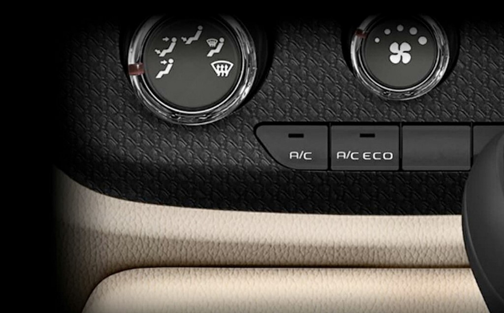 2018 Mahindra TUV300 Plus Interior