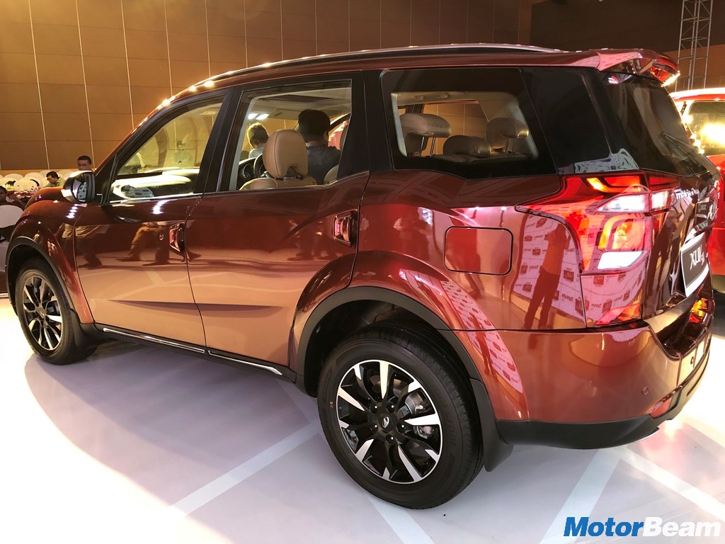 2018 Mahindra XUV500 Rear