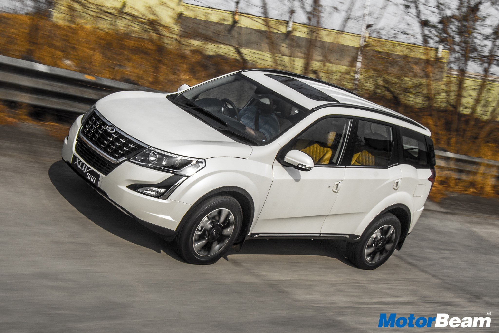 2018 Mahindra XUV500 Video Review