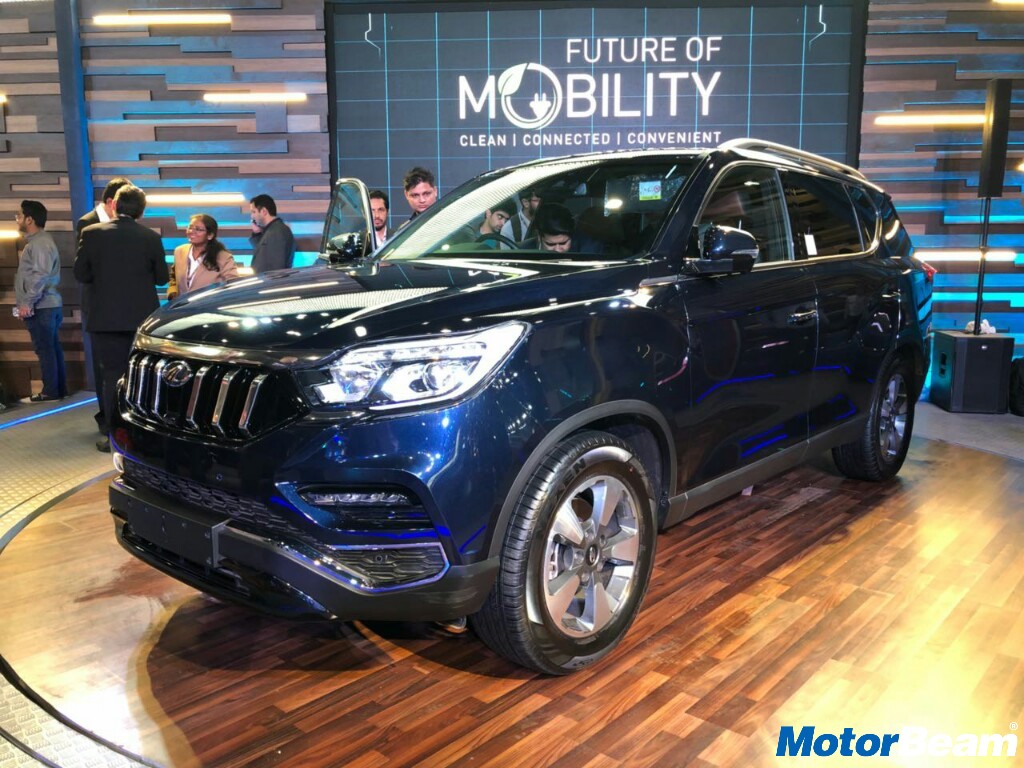 2018 Mahindra XUV700 7