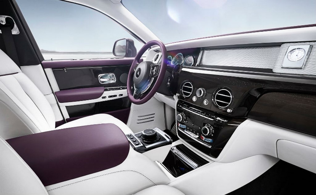 2018 Rolls Royce Phantom VIII Dashboard