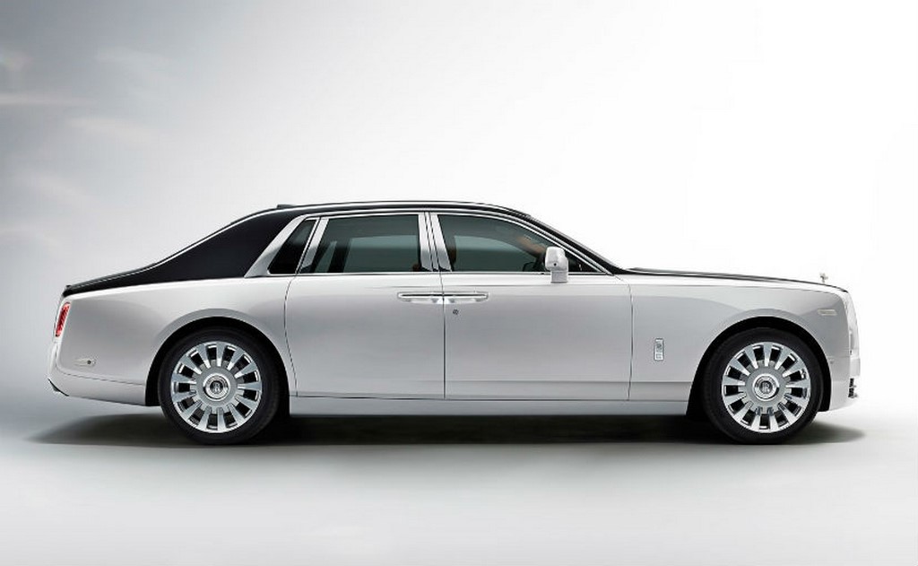 2018 Rolls Royce Phantom VIII Side Profile