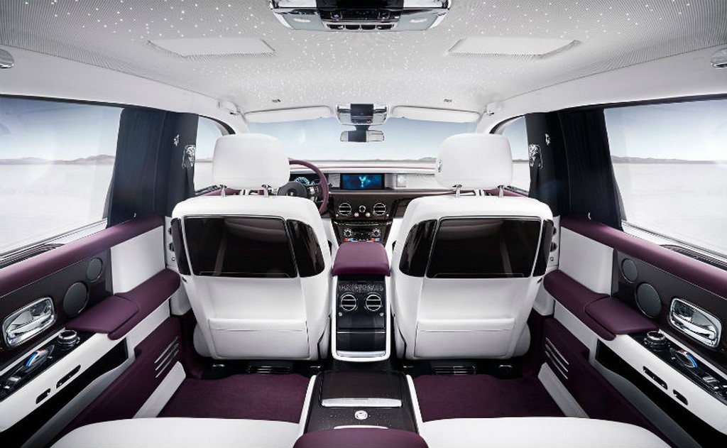 2018 Rolls Royce Phantom VIII Space