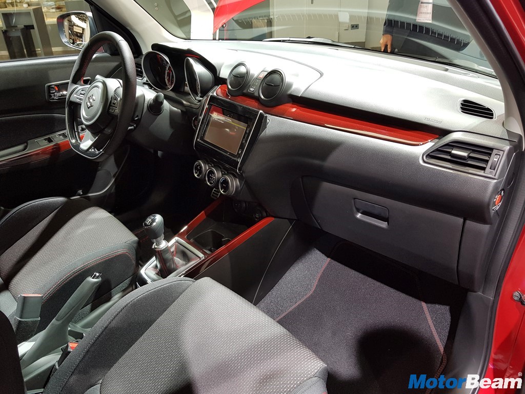 2018 Suzuki Swift Sport Dashboard