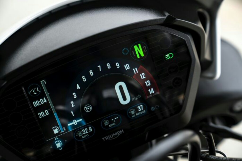 2018 Triumph Speed Triple Instrument Cluster