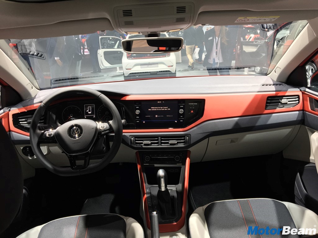 2018 Volkswagen Polo Interior