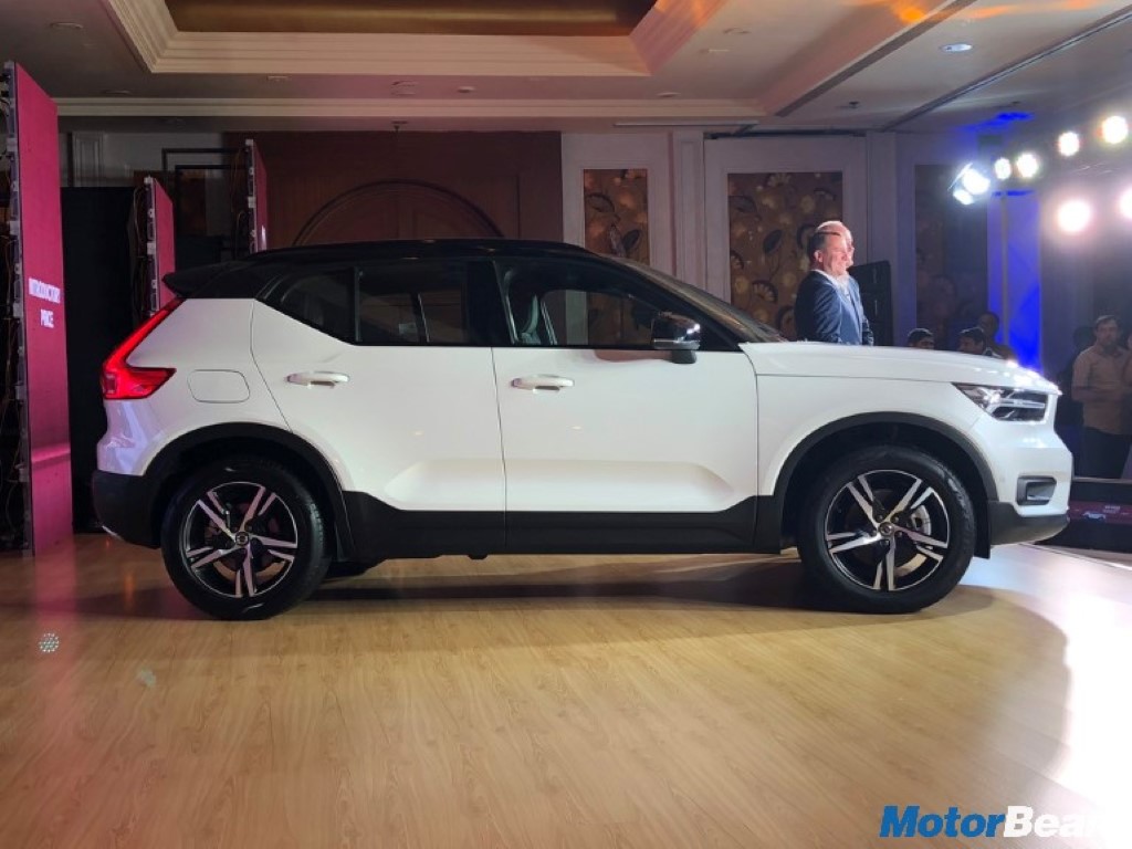 2018 Volvo XC40 Side Profile