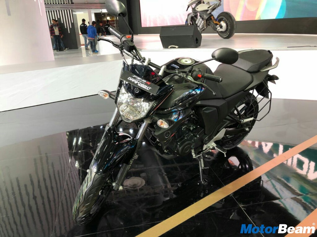 Yamaha Fz Darknight Edition Displayed At 2018 Auto Expo Motorbeam