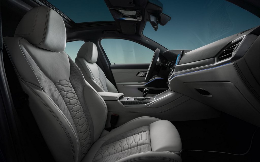 2019 Alpina B3 Seats