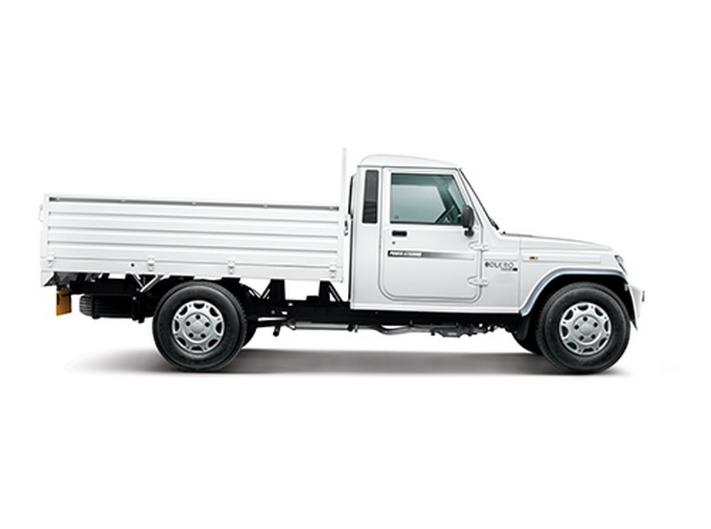 2019 Bolero Pik-Up Side