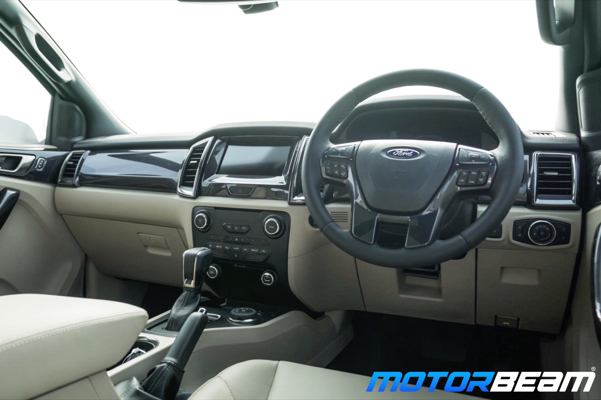 2019 Ford Endeavour Interior