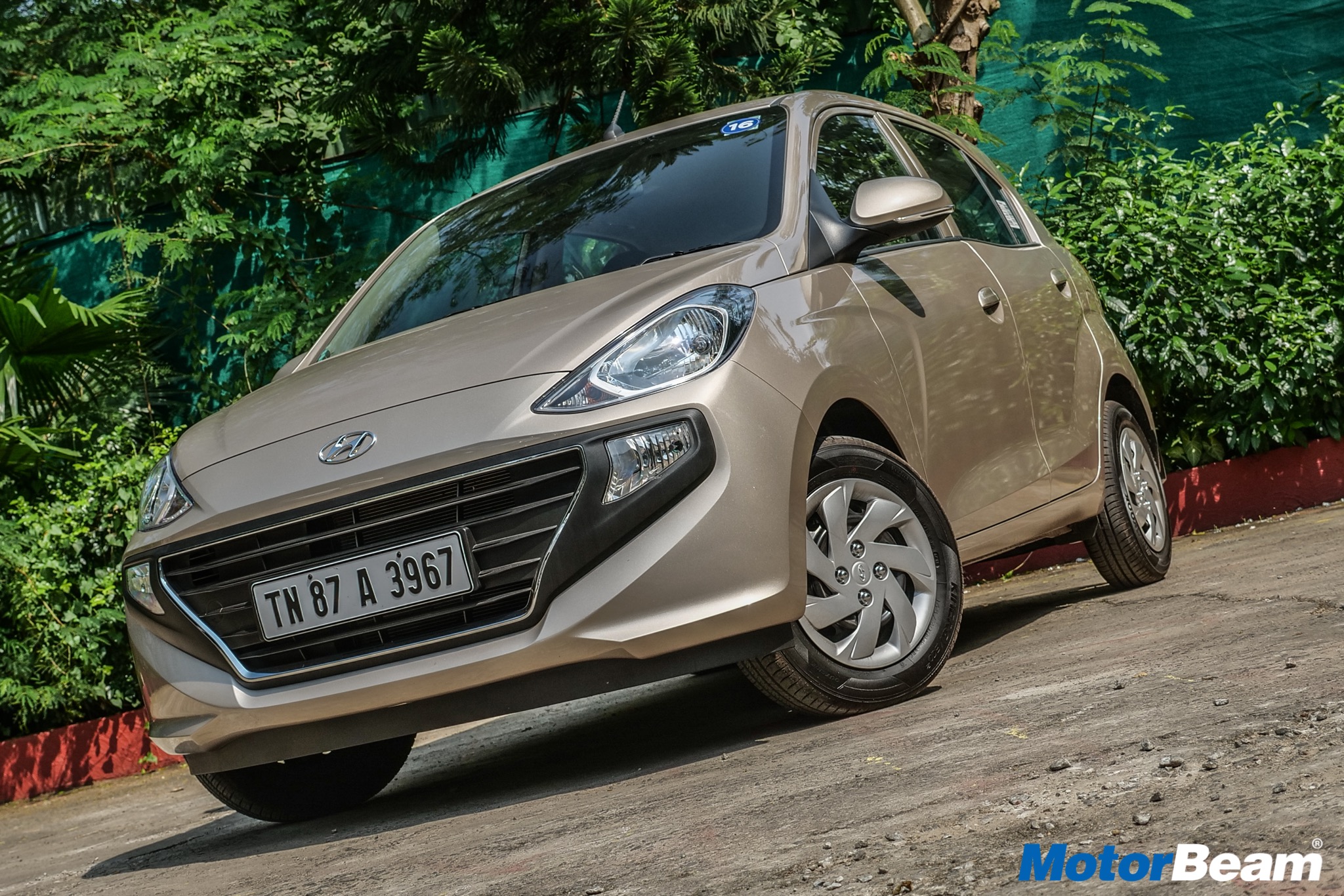 2019 Hyundai Santro Test Drive