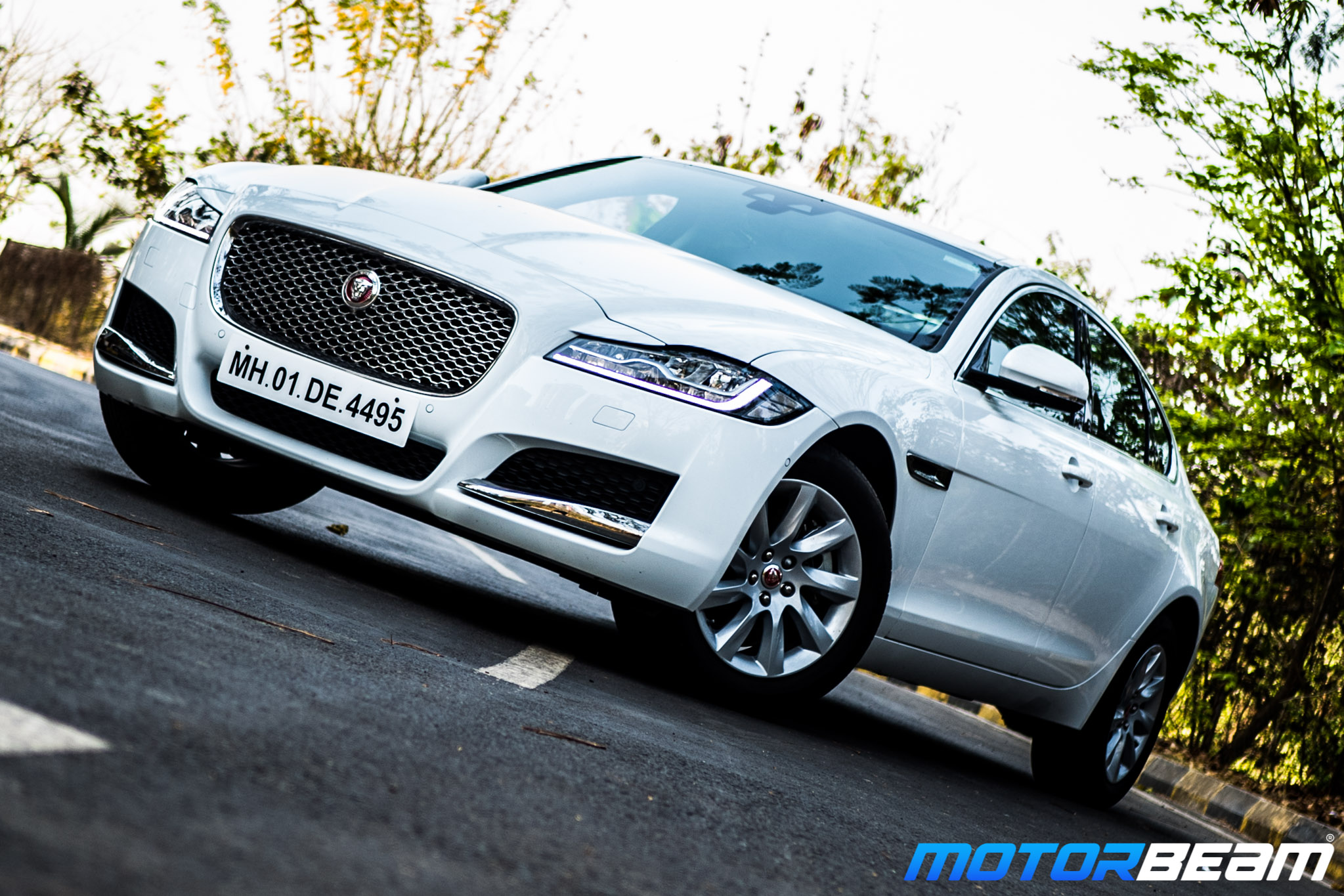 2019 Jaguar XF 20t Prestige Review