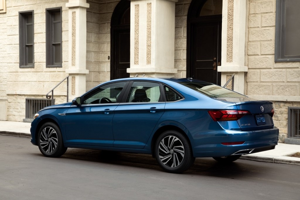 2019 Volkswagen Jetta Side Profile