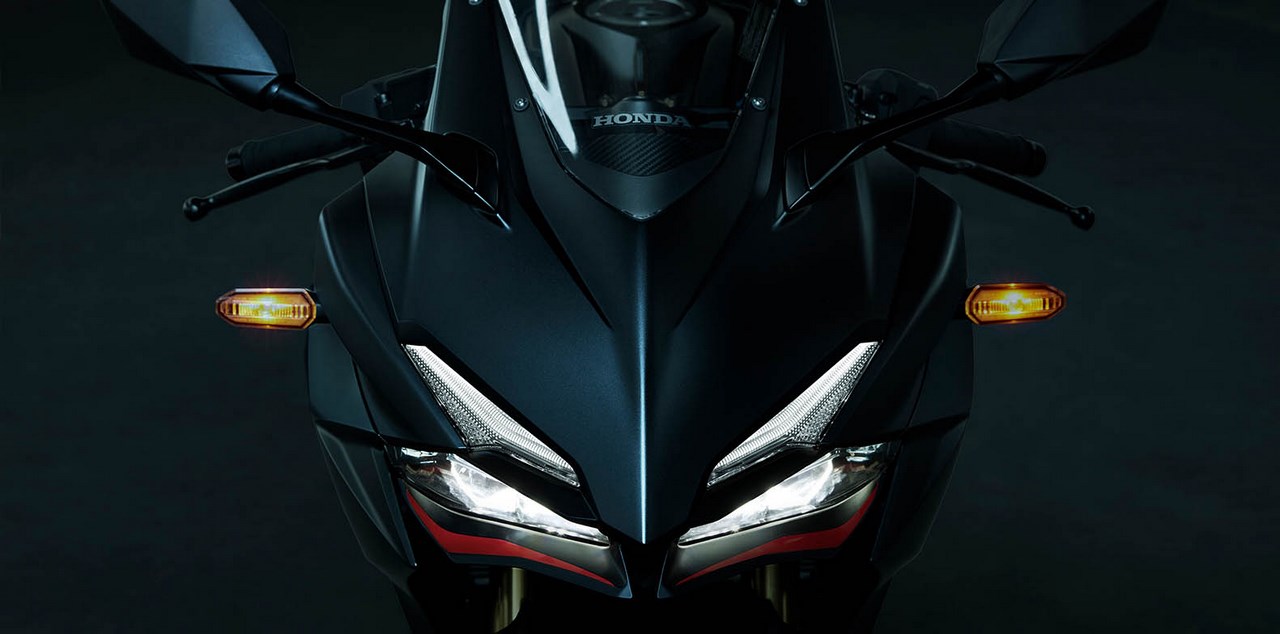 2020 Honda CBR250RR Front