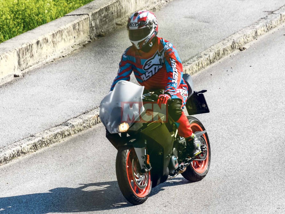 2020 Ktm Rc 390 Spied Testing For The First Time Motorbeam