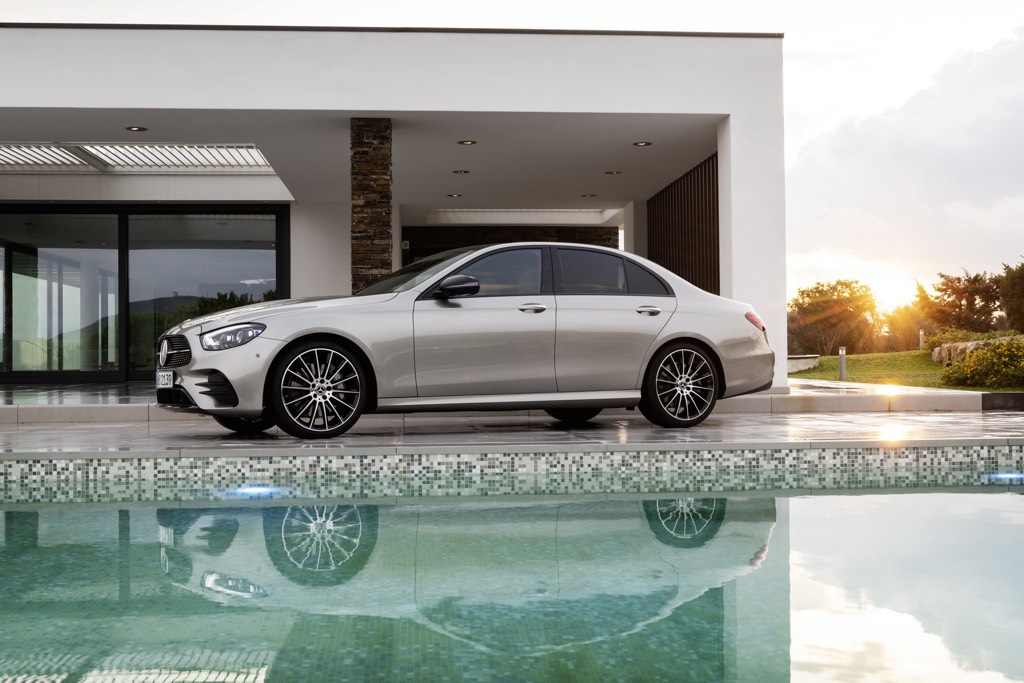 2020 Mercedes E-Class Side