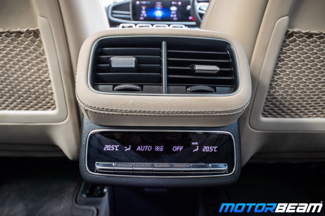 2020-Mercedes-GLS-17