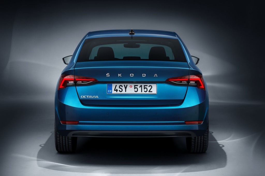 2020 Skoda Octavia Rear Profile