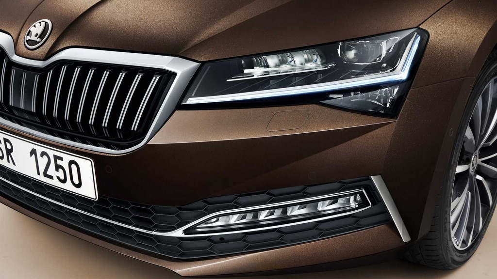 2020 Skoda Superb Facelift Headlamps
