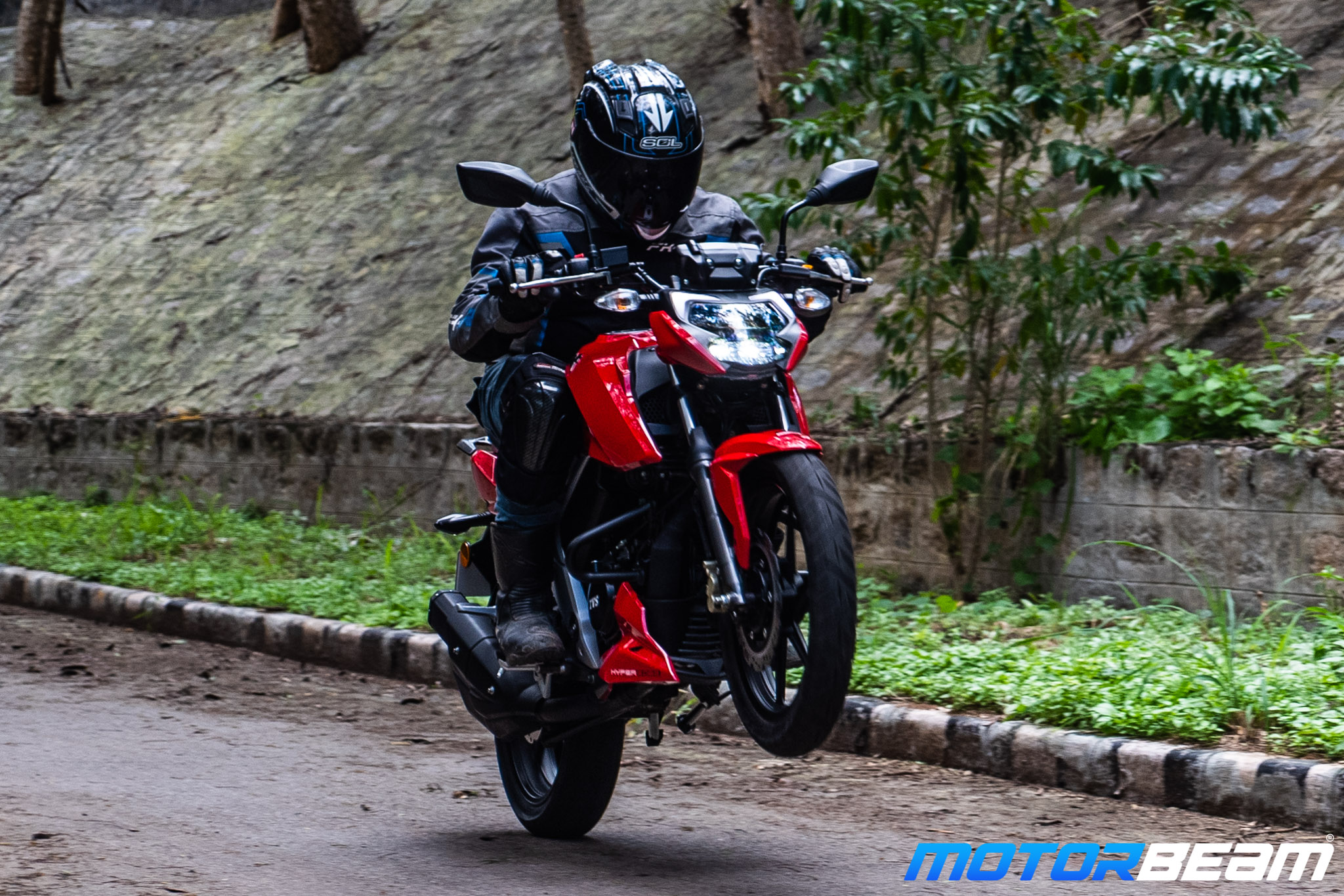 2020 TVS Apache 160 4V Test Ride Review