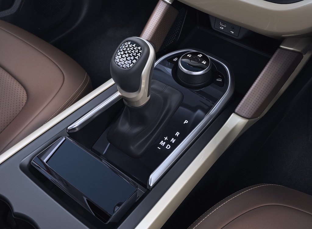 2020 Tata Harrier AT