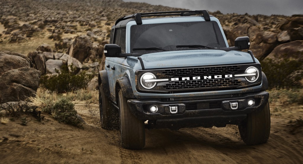 2021 Ford Bronco Front