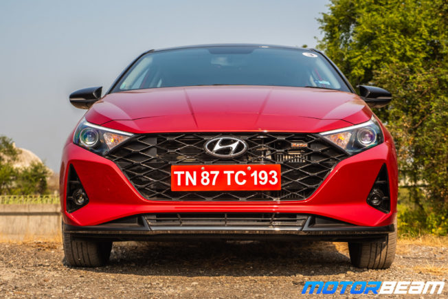 2021-Hyundai-i20-5