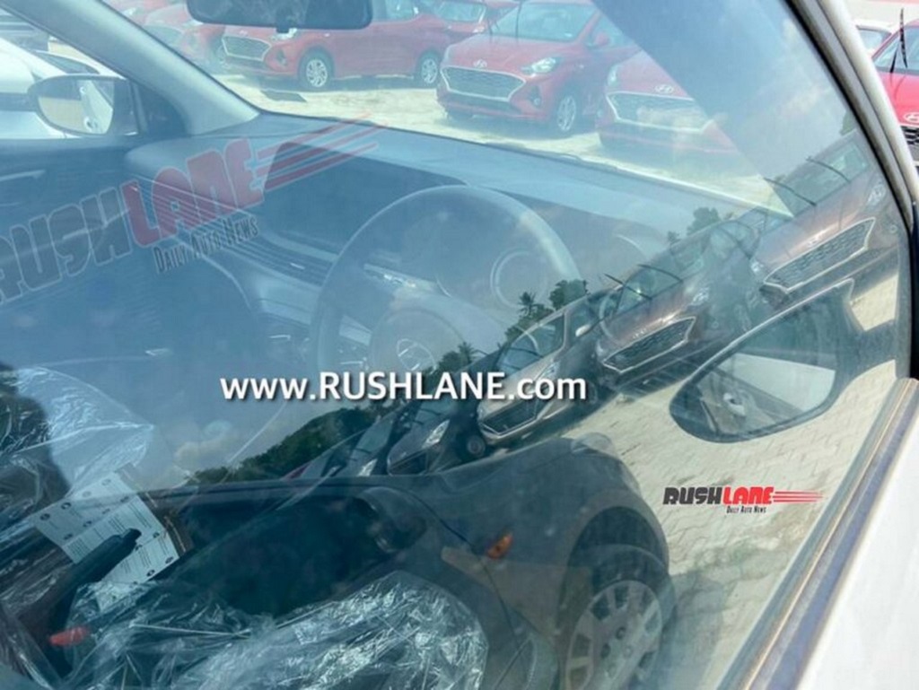 2021 Hyundai i20 Magna Executive Spotted Interior