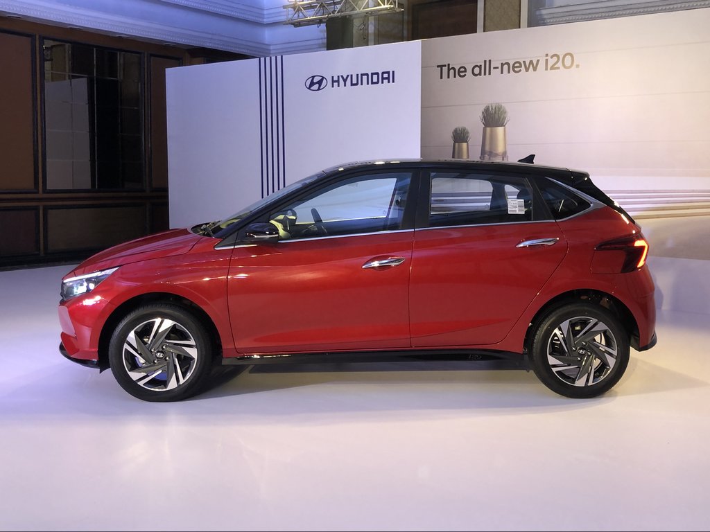 2021 Hyundai i20 Side