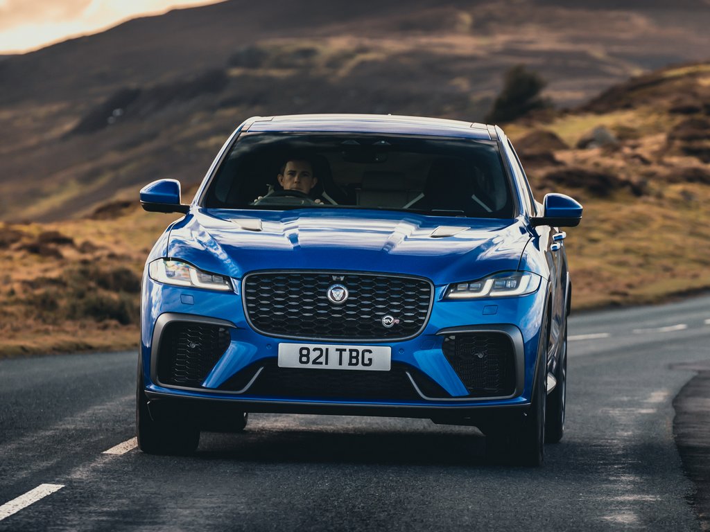 2021 Jaguar F-Pace SVR