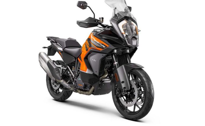 2021 KTM 1290 Super Adventure S Front