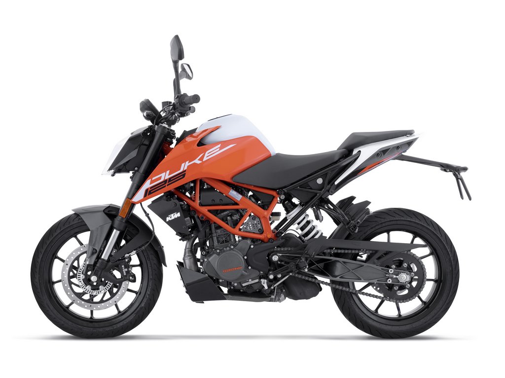 2021 KTM Duke 125 Side