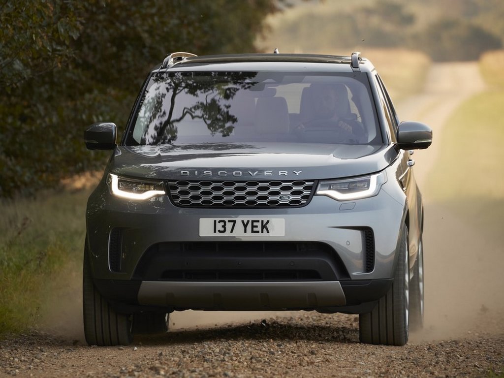 2021 Land Rover Discovery Front