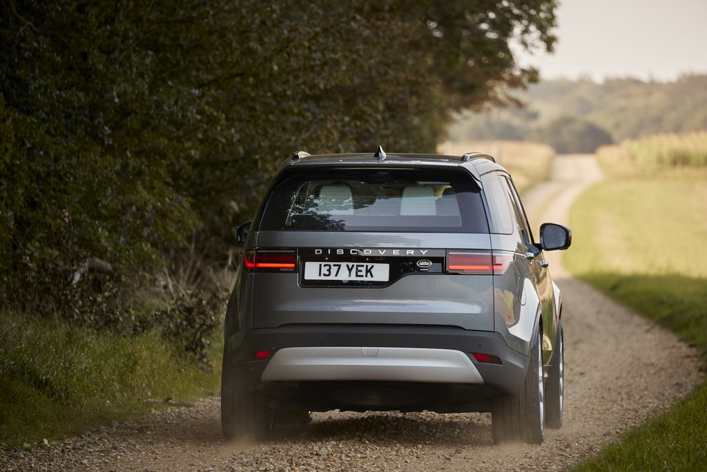 2021 Land Rover Discovery Rear