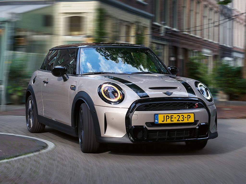 2021 MINI 3-Door Hatch Price