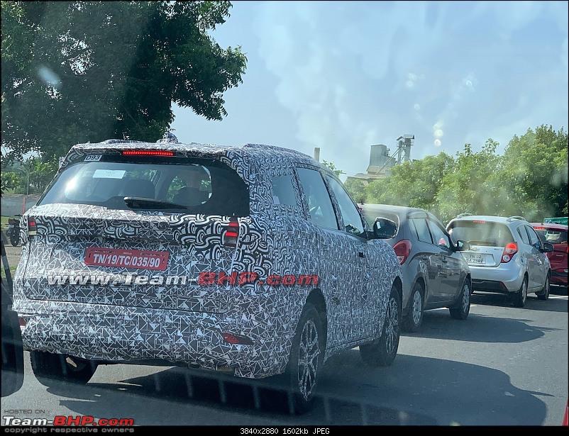 2021 Mahindra XUV500 Prototype Rear