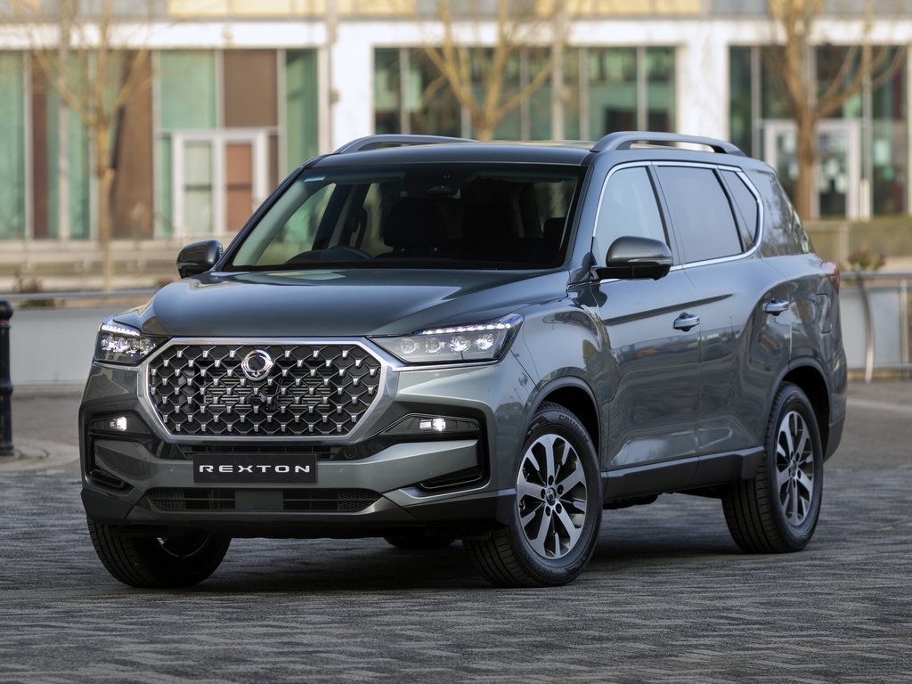 2021 SsangYong Rexton Front