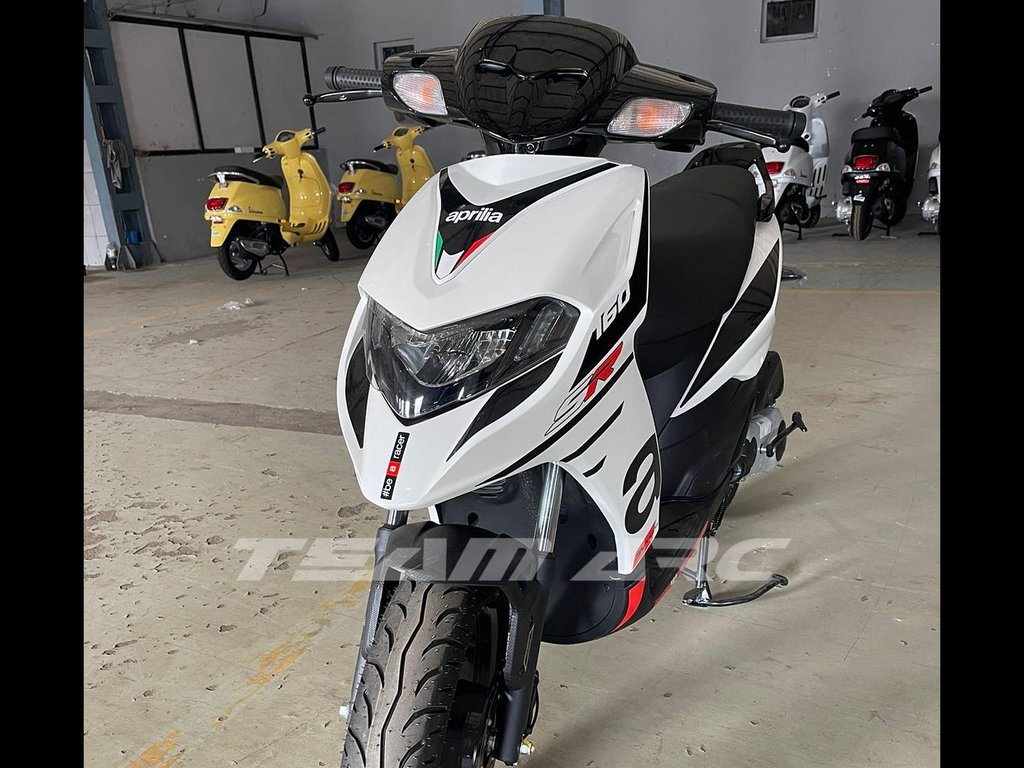 2022 Aprilia SR 160 Spotted