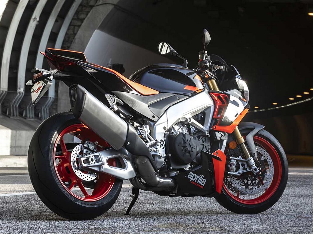 2022 Aprilia Tuono V4 Factory Rear