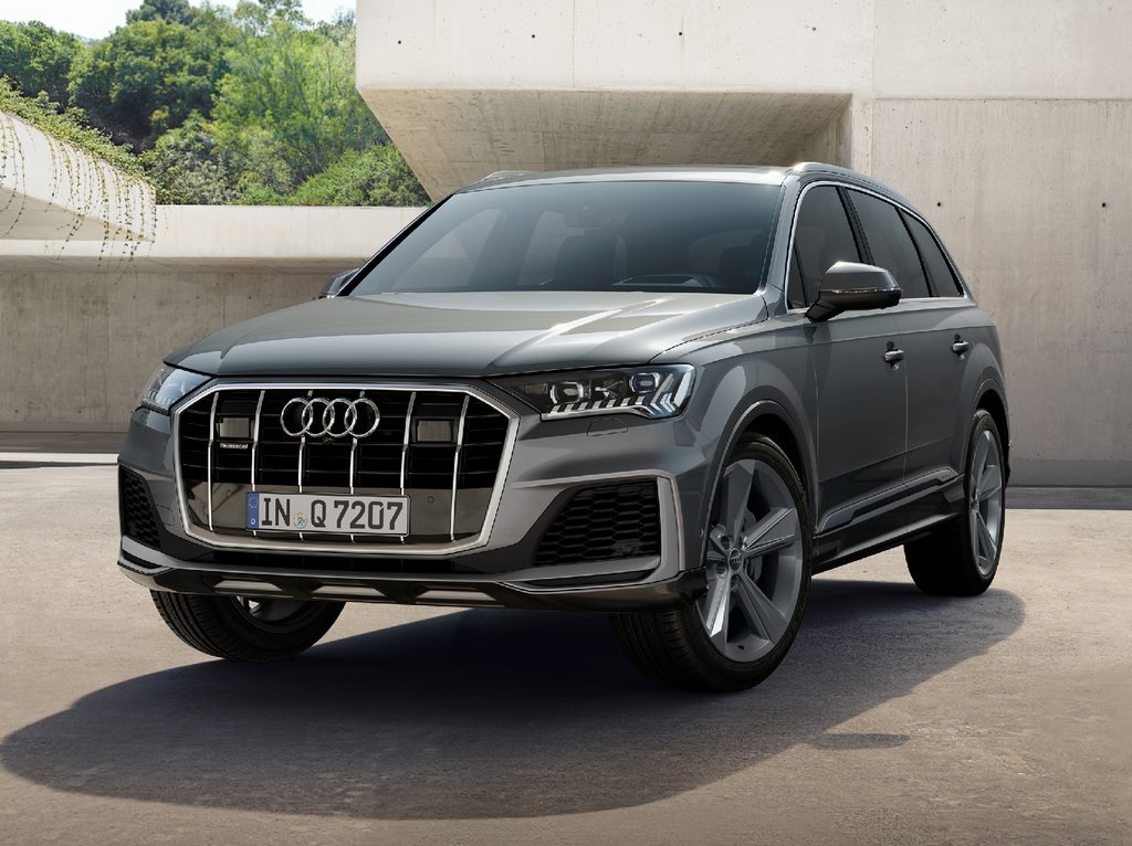 2022 Audi Q7 Front